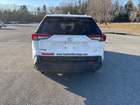 Used 2024 Toyota RAV4 XLE w/ Convenience Package image 6