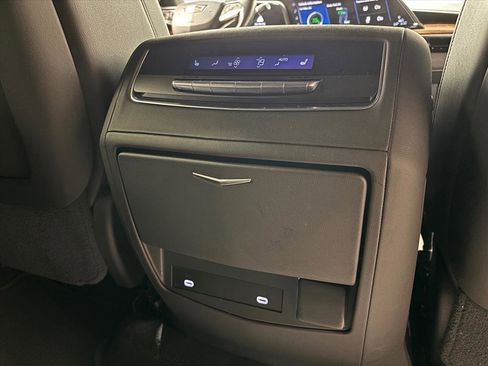 Used 2021 Cadillac Escalade Premium Luxury w/ Driver Assist Tech Package image 37