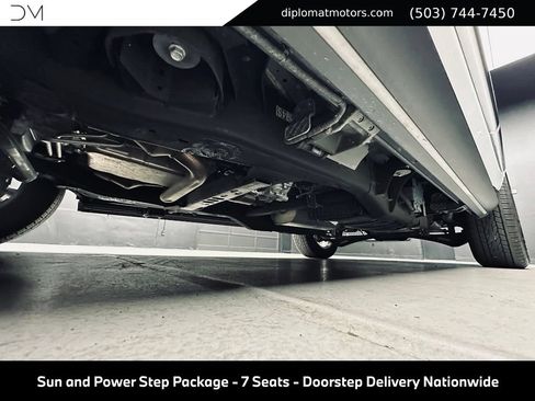 Used 2026 GMC Yukon Denali w/ Sun & Power Step Package AWD/4WD image 55