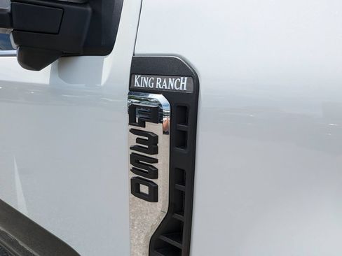 Used 2024 Ford F350 King Ranch AWD/4WD image 13