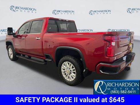 Certified 2022 Chevrolet Silverado 2500 High Country w/ Technology Package image 3