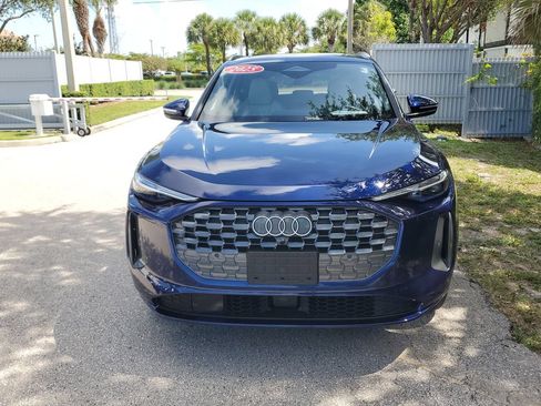 Certified 2025 Audi Q5 Premium Plus w/ Premium Plus AWD/4WD image 9