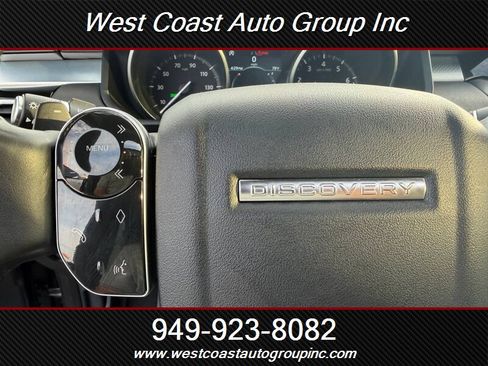 Used 2020 Land Rover Discovery Landmark AWD/4WD image 18