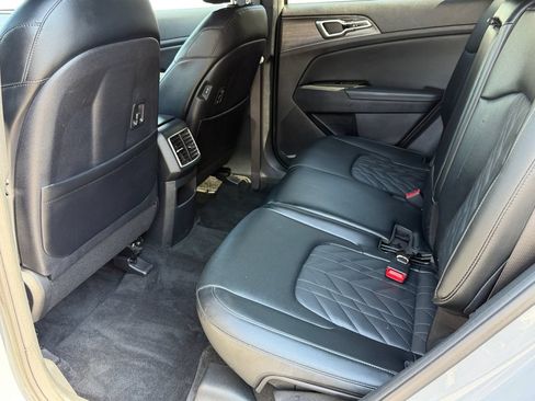 Used 2023 Kia Sportage X-Line w/ X-Line Premium Package AWD/4WD image 12