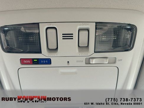 Used 2018 Subaru Outback 3.6R Limited AWD/4WD image 17