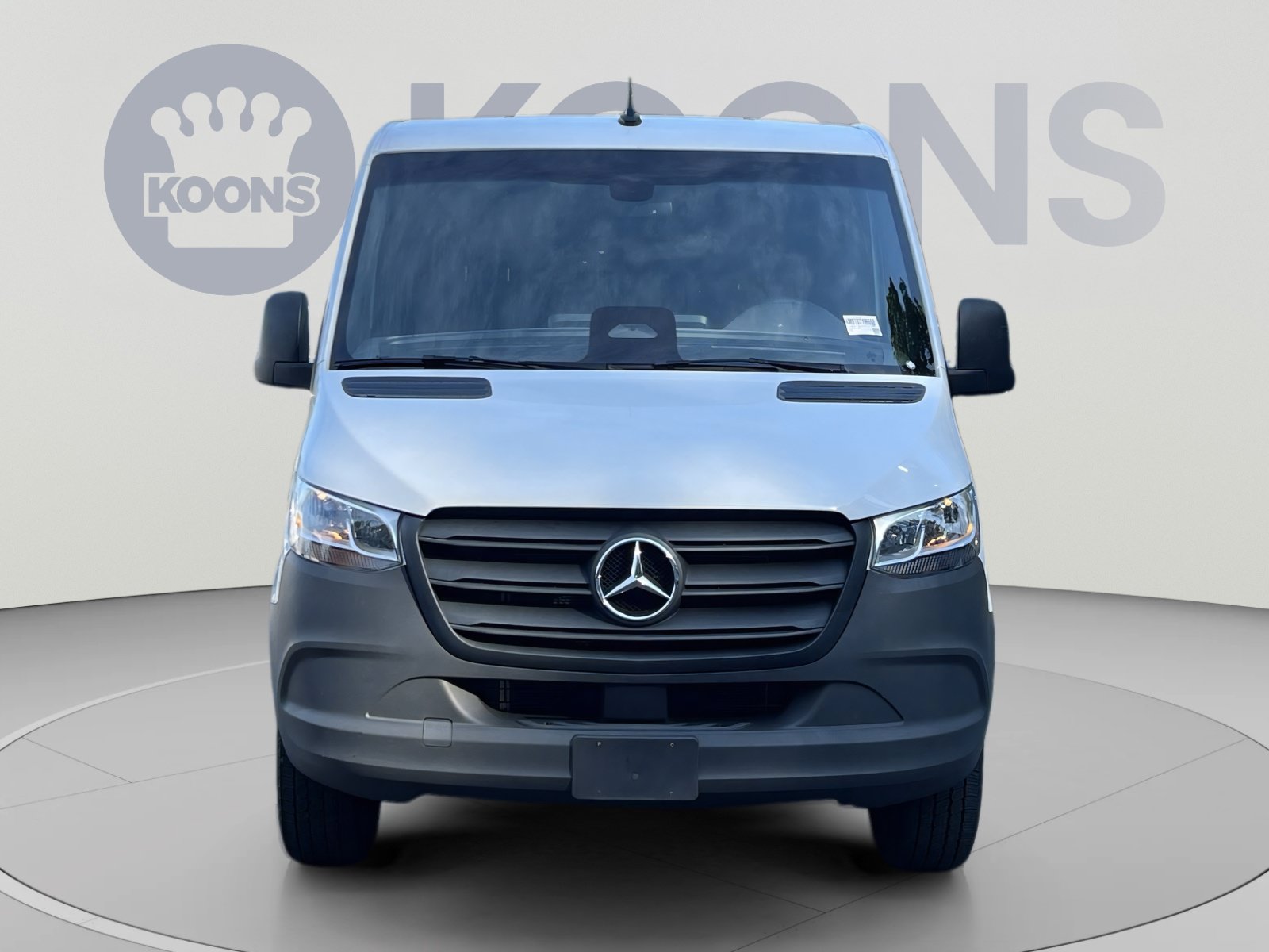 Used 2025 Mercedes-Benz Sprinter 2500 image 4