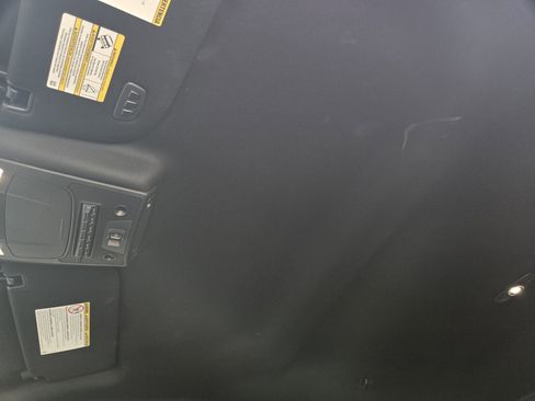 Certified 2022 Ford F250 Lariat w/ Chrome Package image 19