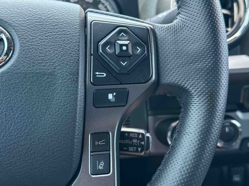 Certified 2023 Toyota Tacoma TRD Off-Road AWD/4WD image 24