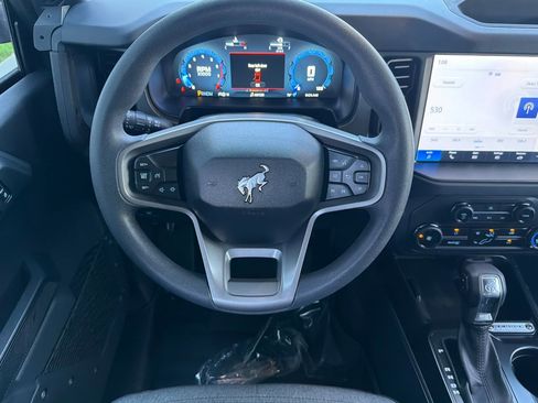Used 2025 Ford Bronco 4-Door image 18