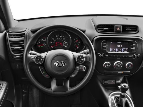 Used 2017 Kia Soul w/ Convenience Package FWD image 10
