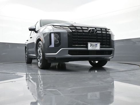 Certified 2025 Hyundai Palisade Limited image 33