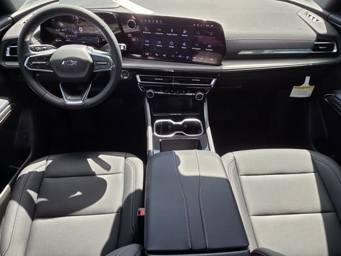 New 2027 Chevrolet Traverse LT w/ Midnight/Sport Edition AWD/4WD image 8