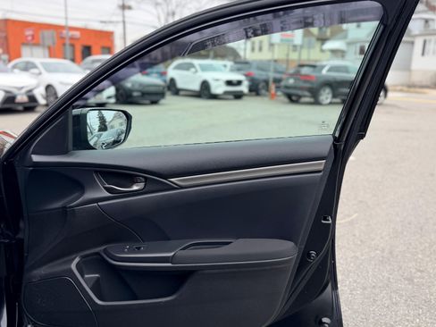 Used 2019 Honda Civic Sport image 27