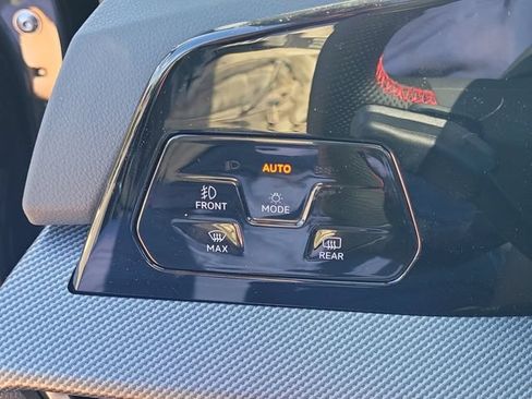 New 2026 Volkswagen GTI SE FWD image 27