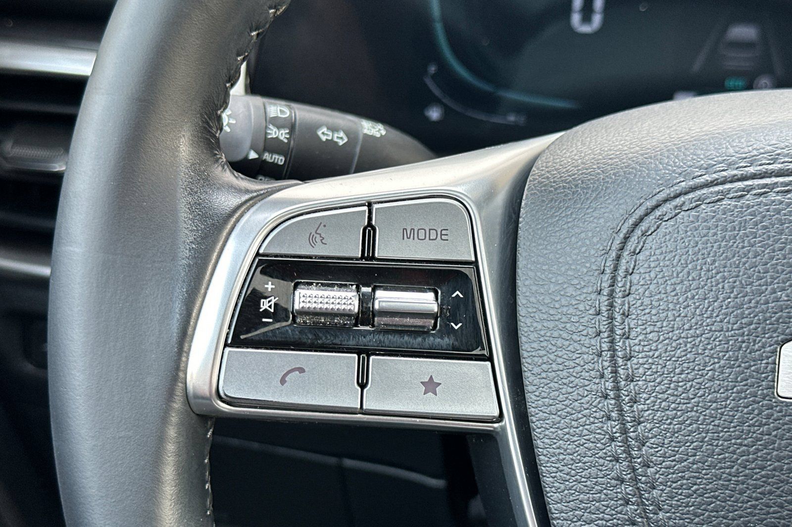 Used 2024 Kia Telluride S w/ S Sunroof Package AWD/4WD image 28