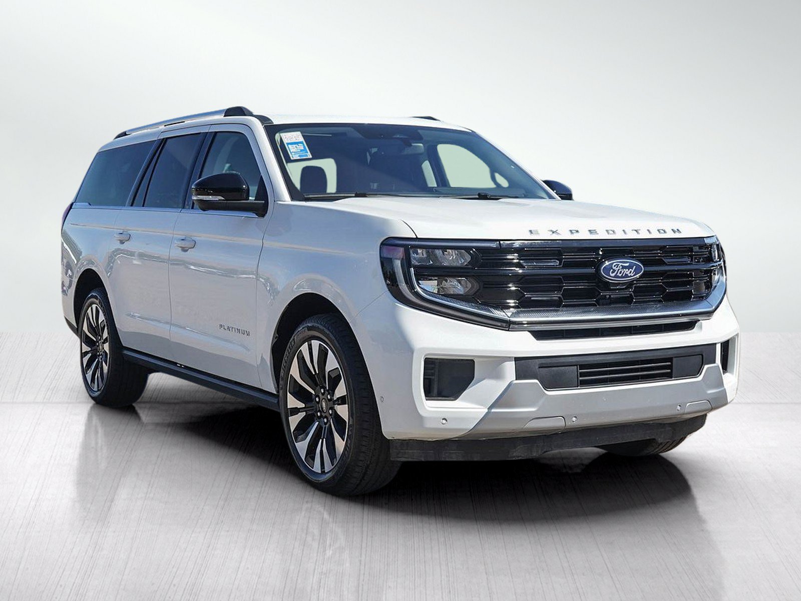 Used 2025 Ford Expedition Max Platinum w/ Driver's Package AWD/4WD image 7