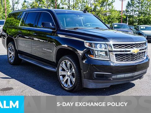 Used 2015 Chevrolet Suburban LT RWD image 4