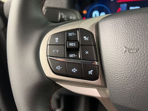 New 2026 Ford Explorer Active image 18