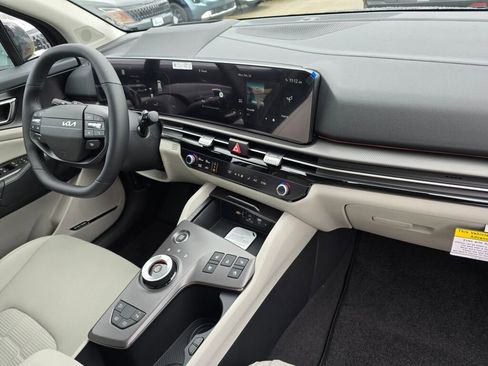 New 2026 Kia Sportage SX Prestige image 10