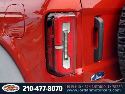 Used 2023 Ford Bronco Badlands AWD/4WD image 11