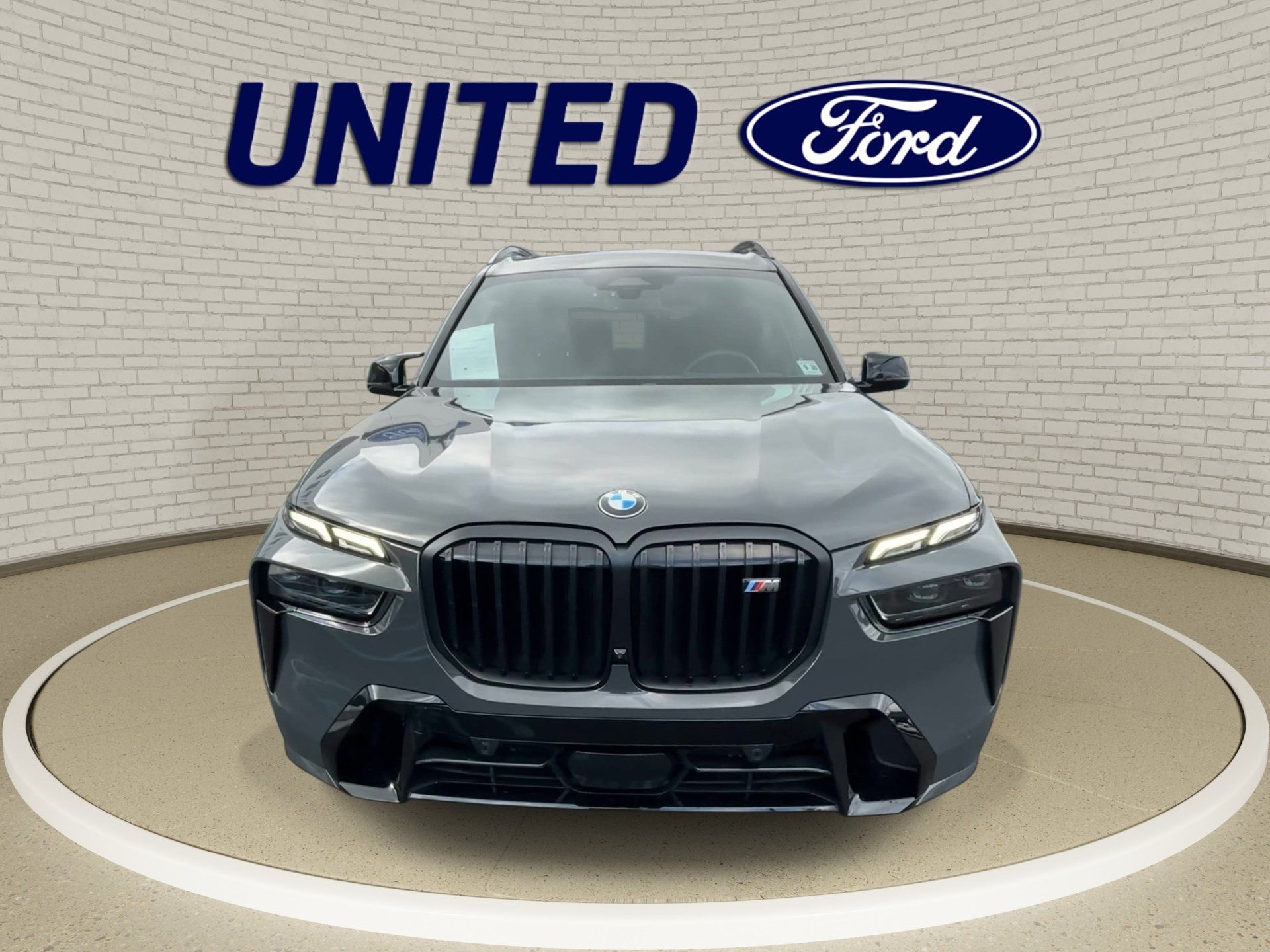 Used 2026 BMW X7 M60i w/ Executive Package AWD/4WD image 3