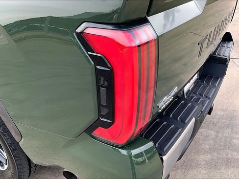 Used 2023 Toyota Tundra Limited image 28