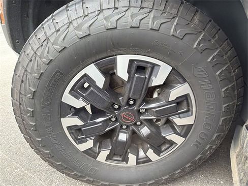 Used 2023 Nissan Frontier PRO-4X w/ Pro Convenience Package image 9
