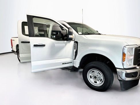 Used 2024 Ford F250 XL w/ XL Chrome Package AWD/4WD image 36