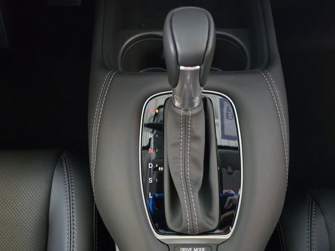 New 2026 Honda HR-V EX-L image 38