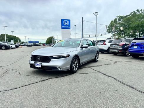 Used 2024 Honda Accord EX image 1