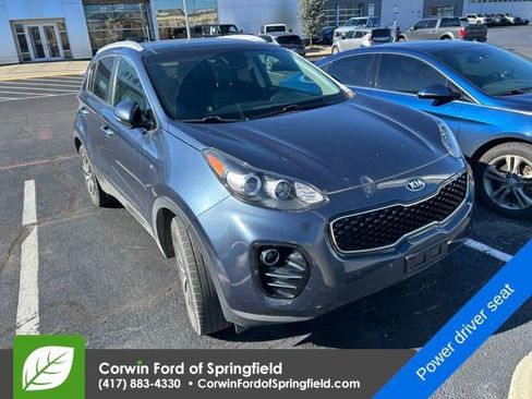 Used 2017 Kia Sportage EX w/ EX Premium Package image 3