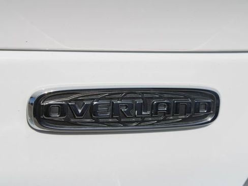 Used 2023 Jeep Grand Cherokee L Overland AWD/4WD image 6