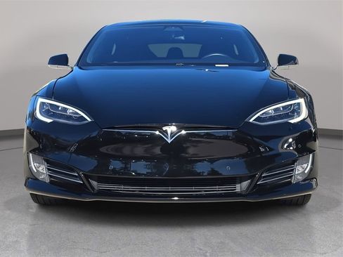 Used 2019 Tesla Model S 100D image 9