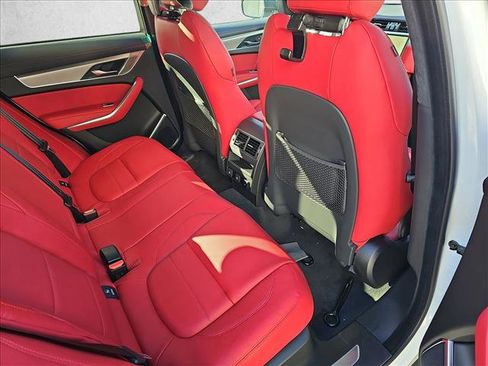 Used 2025 Jaguar F-PACE R-Dynamic S image 11