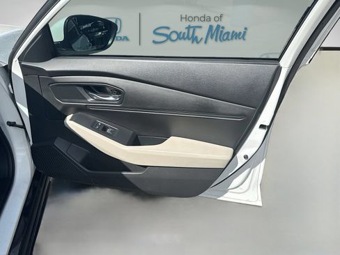 Used 2023 Honda Accord EX-L image 33