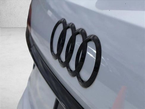 Used 2022 Audi Q7 3.0T Prestige AWD/4WD image 30