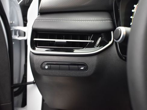 Certified 2026 INFINITI QX60 Pure w/ Cargo Package image 30