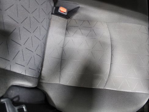 Used 2021 Toyota RAV4 XLE FWD image 21