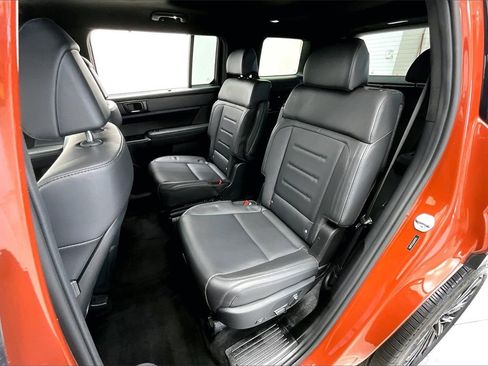 Certified 2025 Hyundai Santa Fe Calligraphy image 27