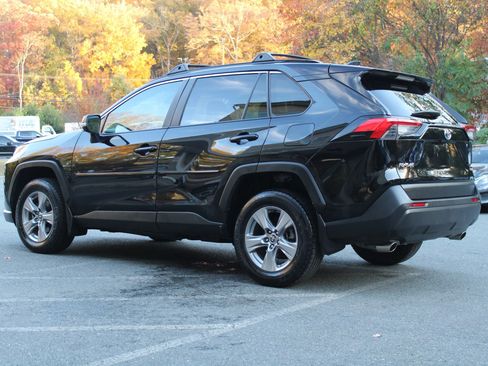 Used 2023 Toyota RAV4 XLE image 4