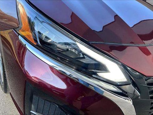 Certified 2024 Nissan Altima 2.5 SL image 29