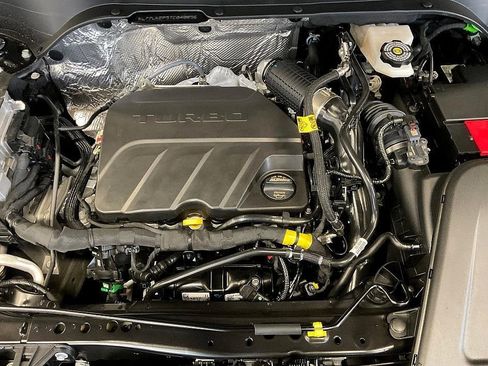 New 2026 Chevrolet Trax ACTIV w/ Sunroof Package image 9