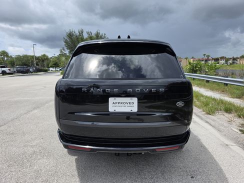 Used 2023 Land Rover Range Rover SE AWD/4WD image 6