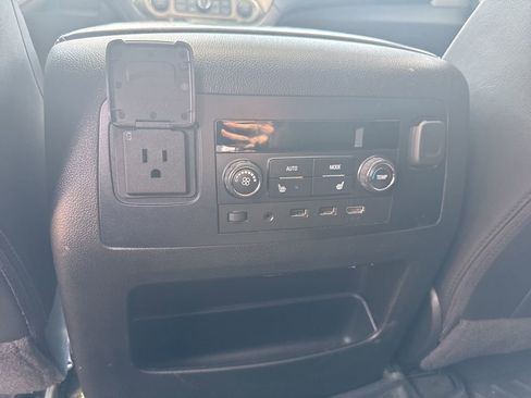 Used 2017 GMC Yukon XL Denali w/ Open Road Package image 20