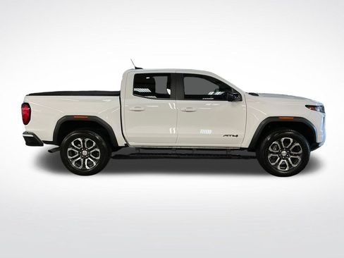 Used 2023 GMC Canyon AT4 w/ AT4 Premium Package AWD/4WD image 7