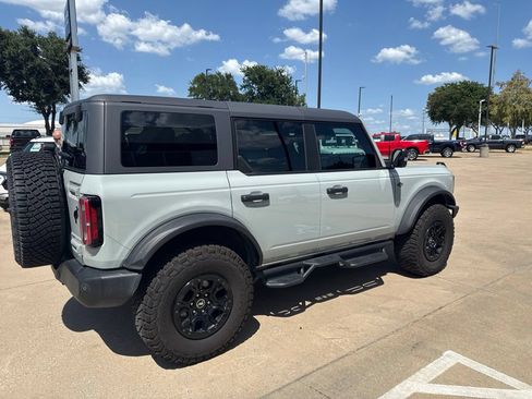 Used 2024 Ford Bronco Wildtrak AWD/4WD image 4