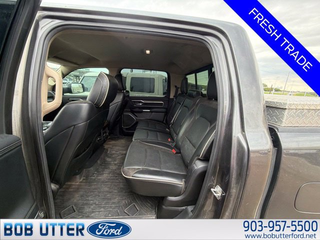 Used 2019 RAM 1500 Laramie AWD/4WD image 5