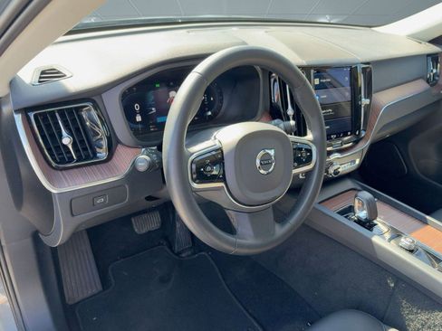 Certified 2023 Volvo XC60 B5 Plus w/ Climate Package image 4