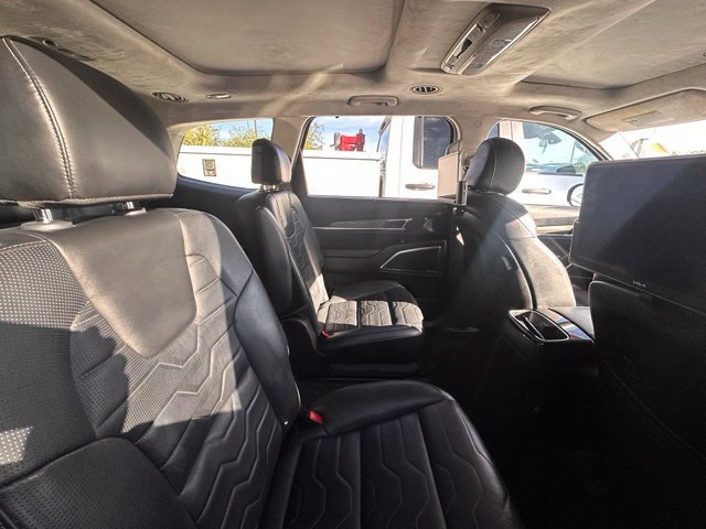 Used 2022 Kia Telluride SX w/ SX Prestige Package AWD/4WD image 24