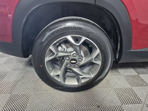 Used 2024 Chevrolet Trax LT w/ Driver Confidence Package FWD image 26